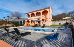 2 Bedroom Beautiful Home In Slivnica Gornja